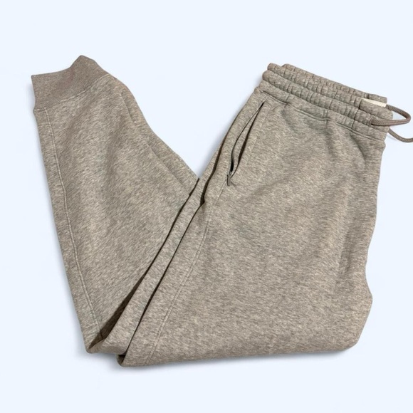 Hollister Grey Men's Jogger Sweatpants - Picture 2 of 5